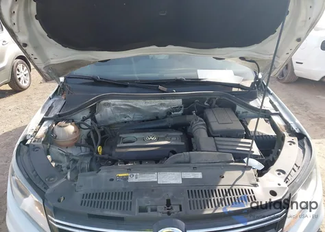 2016 Volkswagen Tiguan R-Line z USA, uszkodzony, nr VIN WVGAV7AX0GW036106